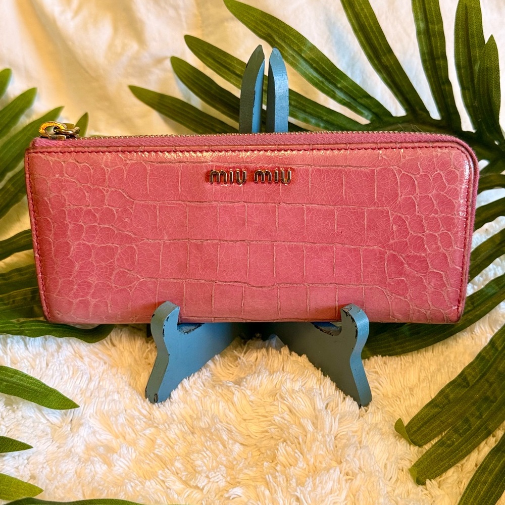 MIU MIU Pink Bubblegum Continental Soft Croc Italian Leather Long Zipper Wallet - Picture 1 of 12